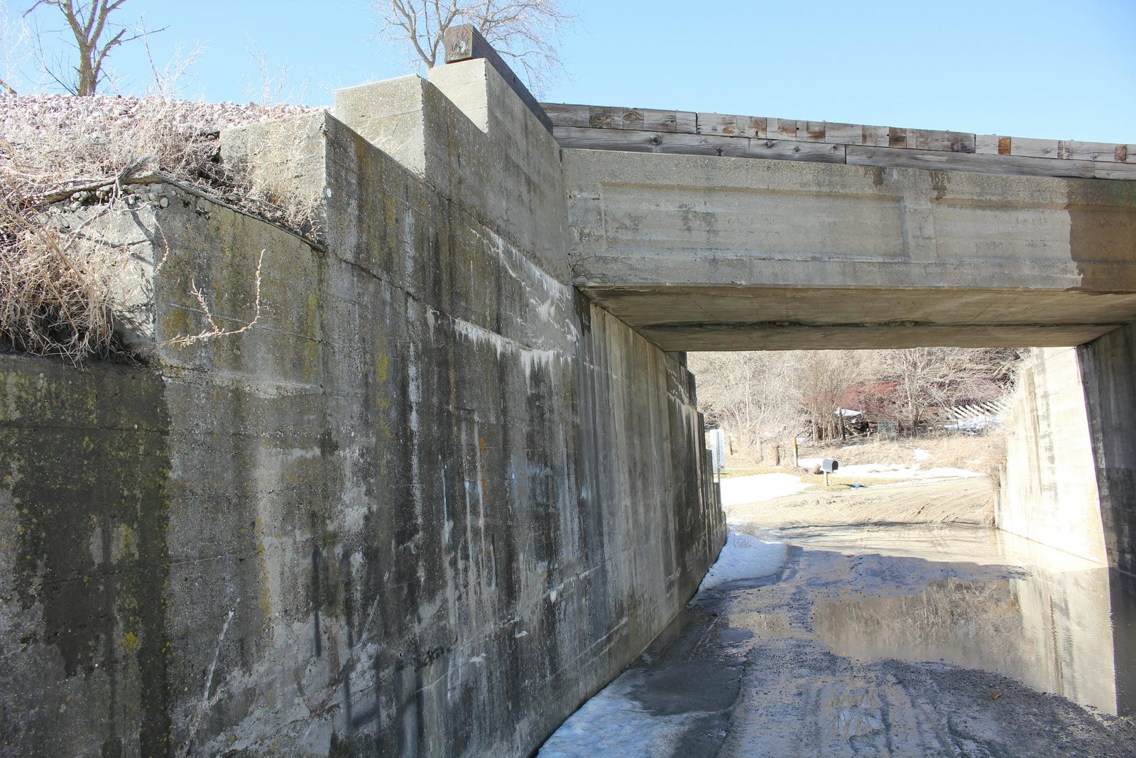 South abutment